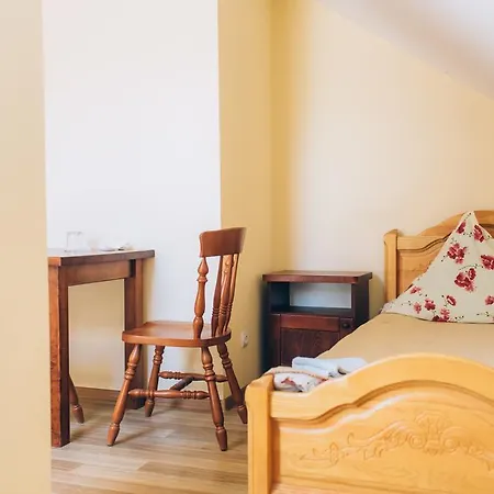 אורחן Berizka Perechin